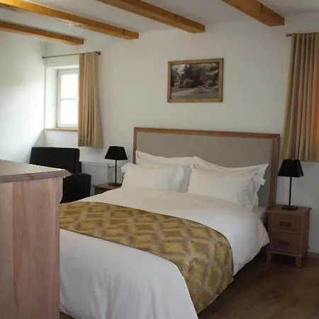 Hahnmuehle 1323 Hotel 3*