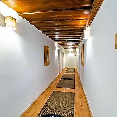 Hahnmuehle 1323 Hotel Cobourg