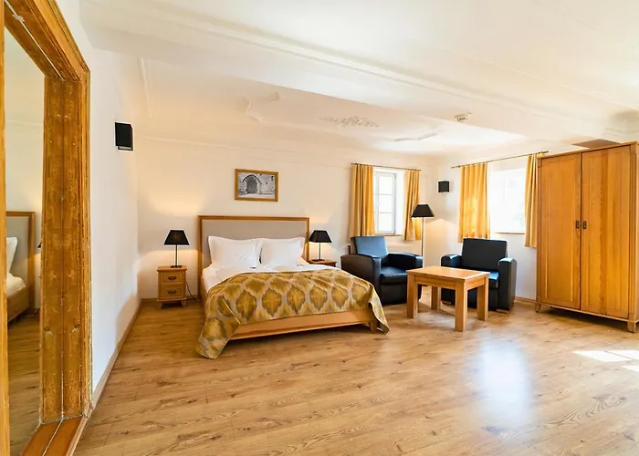 Hahnmühle 1323 Hotel 3*